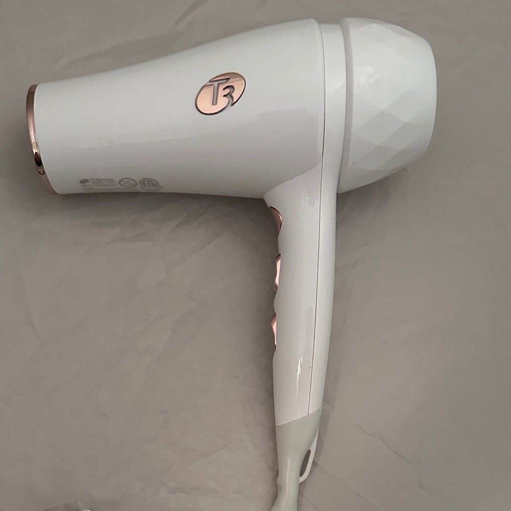 T3 Featherweight 2 Lux 2i Ionic Hairdryer